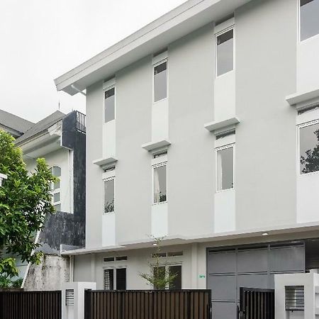 Reddoorz @ Cipete Raya Hotel Jakarta Exterior photo
